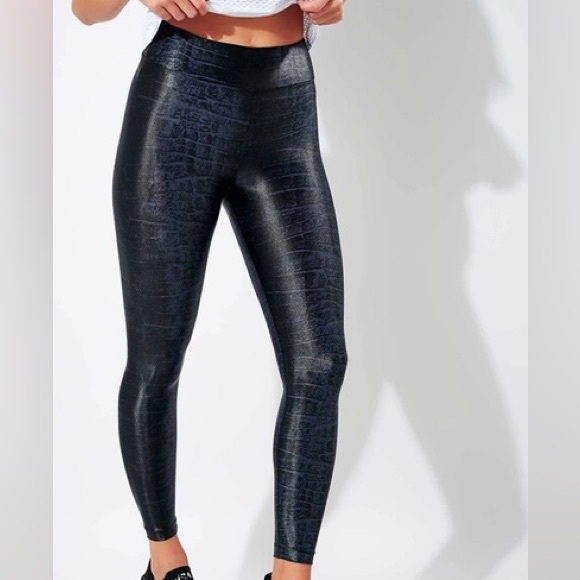 KORAL Lustrous Animal Print High Rise Leggings Navy Blue & Black - Picture 1 of 7